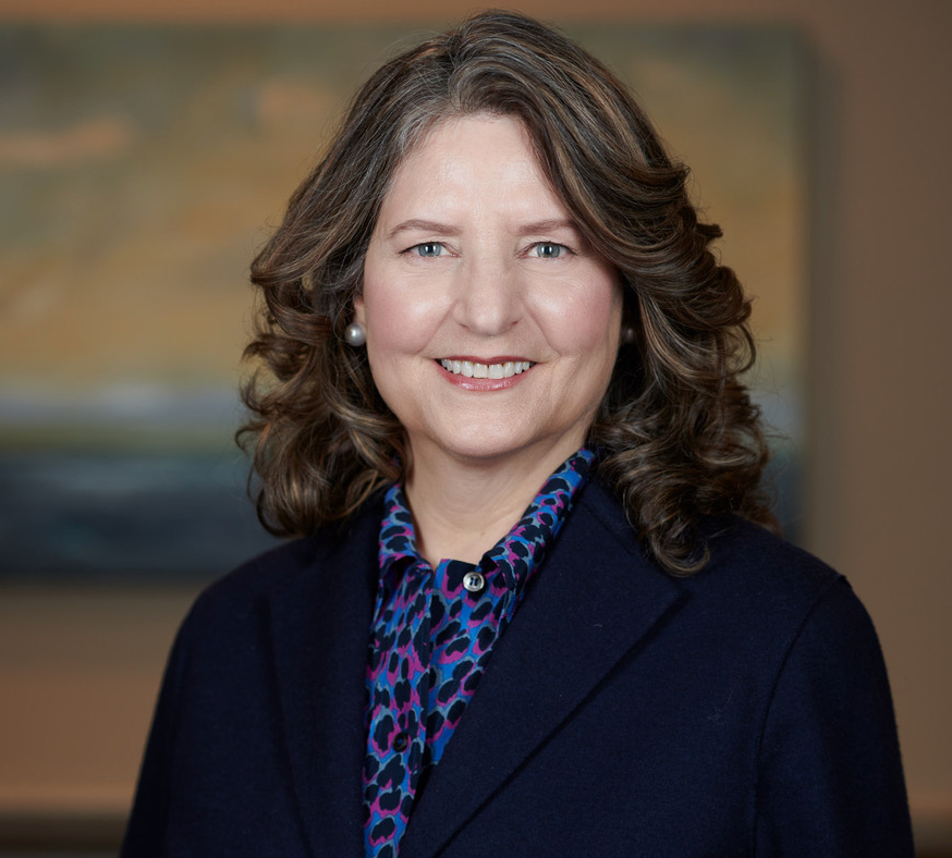 Headshot of Lise Olney smiling